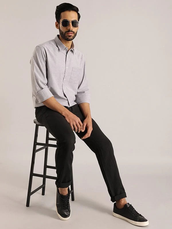 Indian Terrain Men's Slim Fit Solid Black Trousers